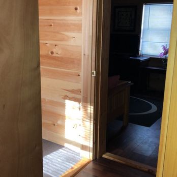 Maple Lodge Cabins - Hotels Near Me - North Woodstock, New Hampshire