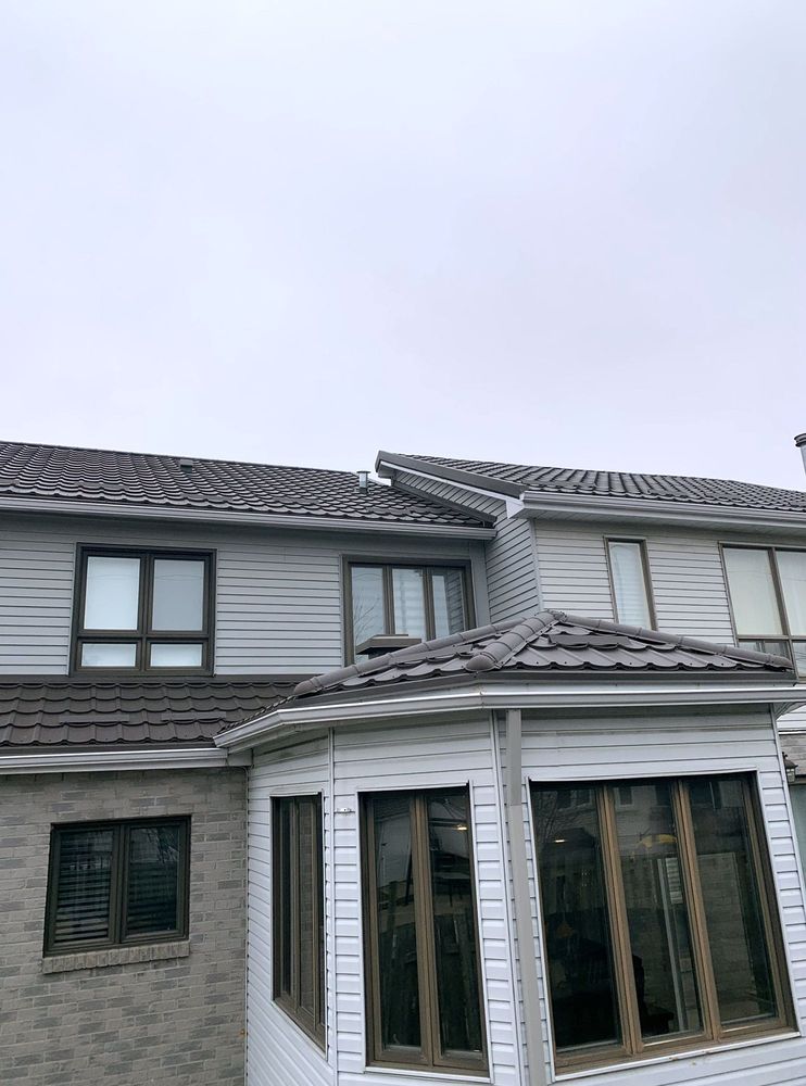 Slide of Robla Roofing