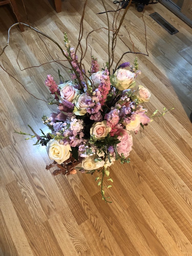 FLOWERS BY MISS BERTHA Updated July 2024 11 Photos & 39 Reviews