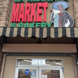 La Mexicana Market - The hot spot in Arvin!!