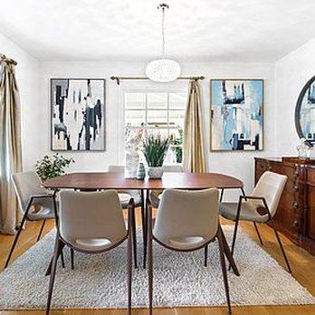 CasaOne - Dining table and chairs for staging. - Home Decor Near Me - Emeryville, California