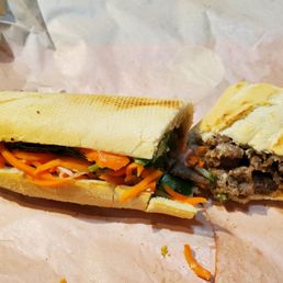 Lemon grass pork banhi mi Lemon grass pork banhi mi