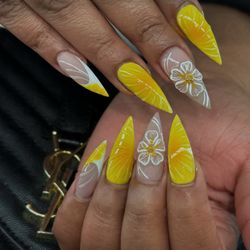 Mila Nail Bar