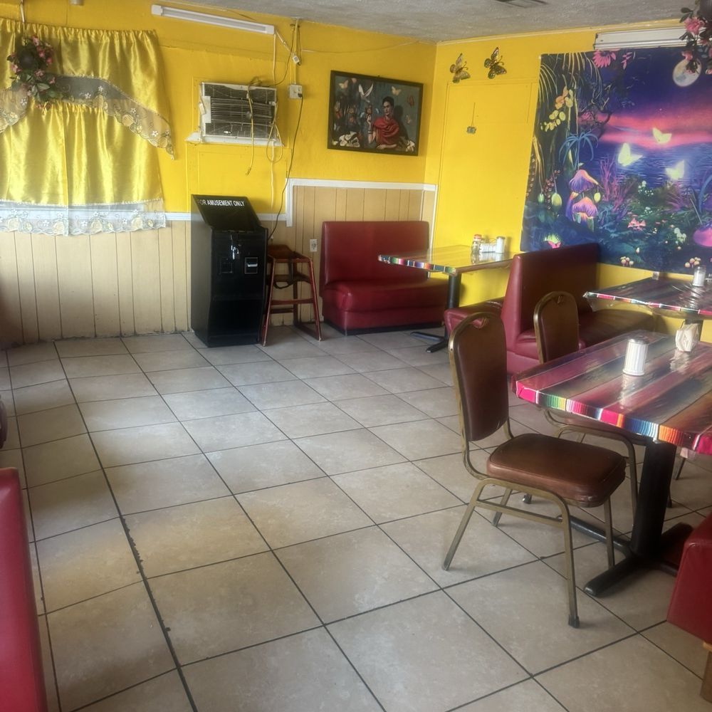Los Chilaquiles - Inside... - Tacos Near Me - Fresno, California Los Chilaquiles - Inside... - Tacos Near Me - Fresno, California