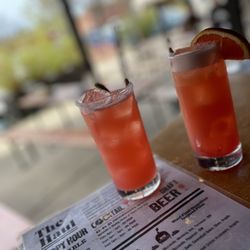 The Haul - Rum punch & pink sombrero