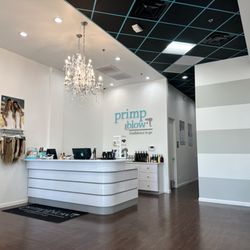 Primp and Blow Arrowhead Shops
