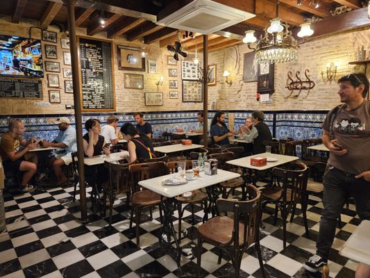 Bar El Comercio by null