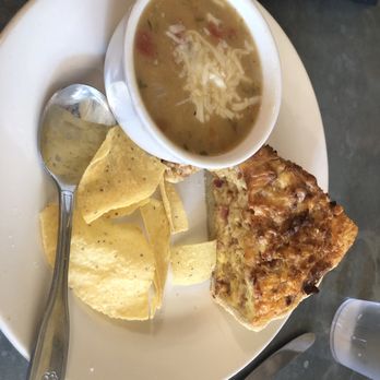 The Dove's Nest - Lunch Special Quiche with White Chicken Chili - New American Near Me - Waxahachie, Texas