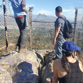 Bee Rock - Finally Beehive Rock - Hiking Near Me - Los Angeles, California