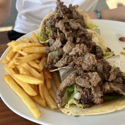 Habanos On The Creek - Beef tacos and fries