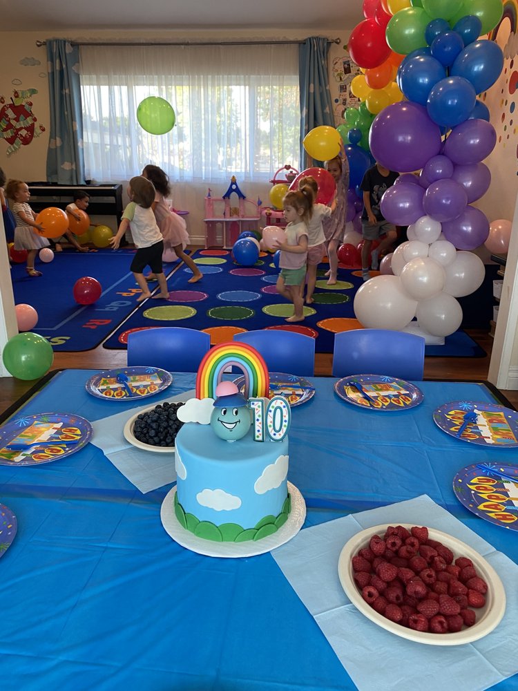 Kapitoshka Child Care - childcare center in Valley Village, CA