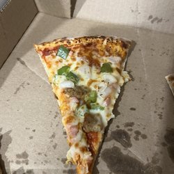 Stoners Pizza Joint - Green peppers, where is the meat?