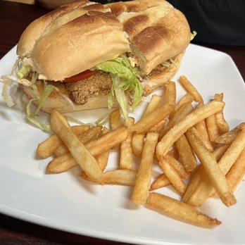 Beau Legs Fish & Chips - Fish Po' Boy - Seafood Near Me - Lacey, Washington Beau Legs Fish & Chips - Fish Po' Boy - Seafood Near Me - Lacey, Washington