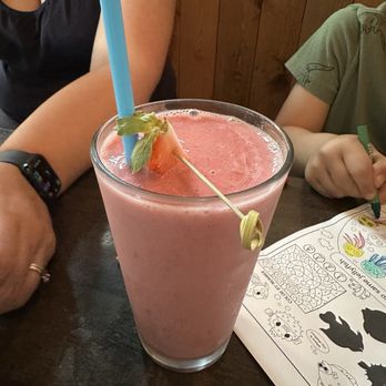 Grapevine Cafe - Strawberry & Banana smoothie - Breakfast & Brunch Near Me - South Padre Island, Texas Grapevine Cafe - Strawberry & Banana smoothie - Breakfast & Brunch Near Me - South Padre Island, Texas