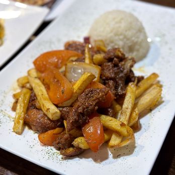 Inka's Restaurant - Pescado Saltado - Peruvian Near Me - San Jose, California