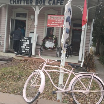 Roxy's Chatter Box Cafe - Exterior - Cafes Near Me - Hummelstown, Pennsylvania