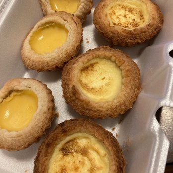 Timwah Dim Sum Restaurant - Left: Custard Eggtart, Right: Crème Brûlée Tart - Dim Sum Near Me - Jacksonville, Florida Timwah Dim Sum Restaurant - Left: Custard Eggtart, Right: Crème Brûlée Tart - Dim Sum Near Me - Jacksonville, Florida