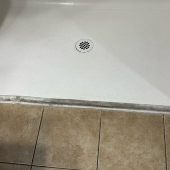 Quality Inn & Suites Elko - The couch was stained, ripped and dirty. The bathroom had mold and the floor was dirty. - Hotels Near Me - Elko, Nevada