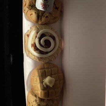 Crumbl - Tegacay - Pack of 4 - Bakeries Near Me - Fort Mill, South Carolina Crumbl - Tegacay - Pack of 4 - Bakeries Near Me - Fort Mill, South Carolina