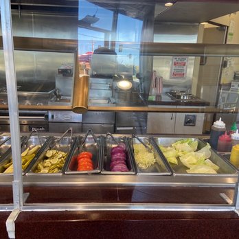 Juicy Burger - Ingredients with protective shield - Burgers Near Me - San Jose, California Juicy Burger - Ingredients with protective shield - Burgers Near Me - San Jose, California