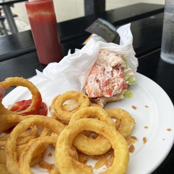 Belle Isle Seafood - Lobster roll - Seafood Near Me - Winthrop, Massachusetts Belle Isle Seafood - Lobster roll - Seafood Near Me - Winthrop, Massachusetts