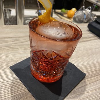 Hotel Schwarzer Bär - Negroni - Hotels Near Me - Linz, 4 Hotel Schwarzer Bär - Negroni - Hotels Near Me - Linz, 4