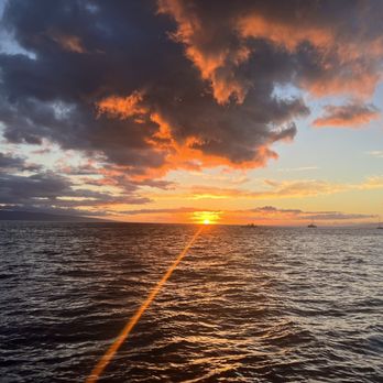 Sea Maui - Sunset - Boat Charters Near Me - Lahaina, Hawaii Sea Maui - Sunset - Boat Charters Near Me - Lahaina, Hawaii
