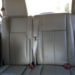 Moores Limo Service - 6 Pax Ford Expedition EL SUV Interior