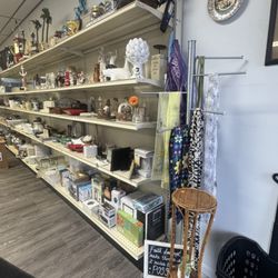Columbia Thrift And Boutique