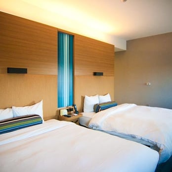 Aloft by Marriott Broomfield Denver - Two queen beds room - Hotels Near Me - Broomfield, Colorado Aloft by Marriott Broomfield Denver - Two queen beds room - Hotels Near Me - Broomfield, Colorado