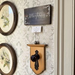 Hummingbird Inn