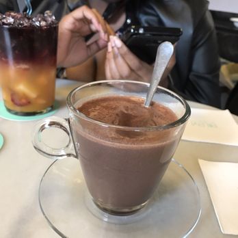 Betlem - Hot chocolate. VERY thick, nearly like chocolate pudding. - Gastropubs Near Me - Barcelona, B