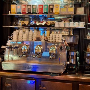 Cafe Beaugrenelle - More bar - Bars Near Me - Paris, 75 Cafe Beaugrenelle - More bar - Bars Near Me - Paris, 75