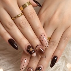 Me Time Beauty Lounge - Nails by Linh