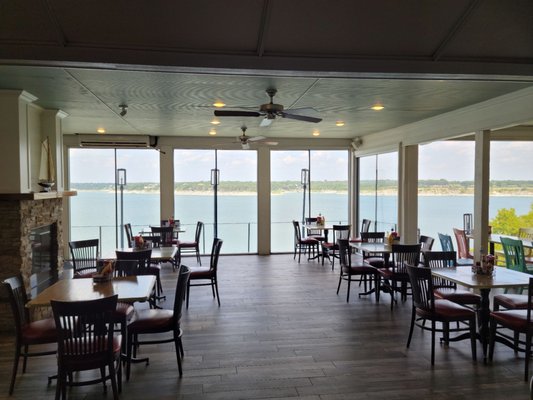 Dead Fish Grill by null