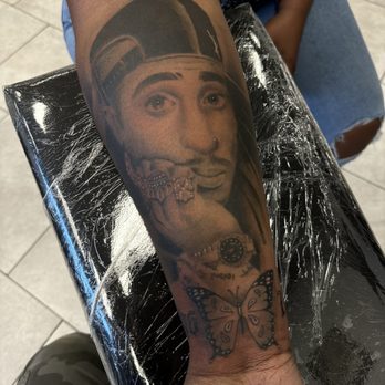 Dark Hearts Tattoo - Tattoo Near Me - Fontana, California Dark Hearts Tattoo - Tattoo Near Me - Fontana, California