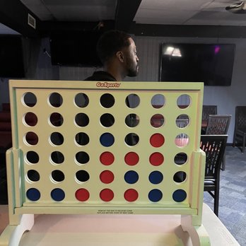 Bar 210 - Wednesdays are for Game night - Cocktail Bars Near Me - Bryans Road, Maryland