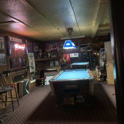 Mitch's Sports Bar - Pool