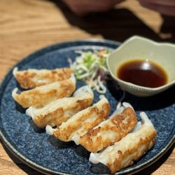 Hokkaido Ramen & Sushi - 3. Yaki - Gyoza