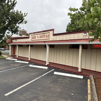 Beef 'N Bottle - Steakhouses Near Me - Charlotte, North Carolina