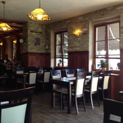 Restaurace River - Interiér