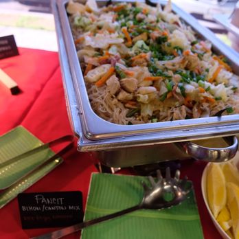 Cavitena Bistro - Pancit Bihon/Canton Mix - Filipino Near Me - Lomita, California Cavitena Bistro - Pancit Bihon/Canton Mix - Filipino Near Me - Lomita, California