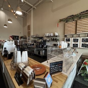 HullHouse Coffee - Coffee & Tea Near Me - Kansas City, Missouri