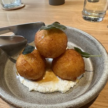 Wolf at Nordstrom NYC - Polenta fries - Italian Near Me - New York, New York Wolf at Nordstrom NYC - Polenta fries - Italian Near Me - New York, New York