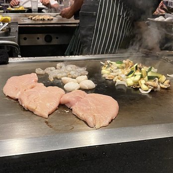 Bonsai Japanese Steakhouse - Chicken Teriyaki, Shrimp & Scallop Teriyaki, Side Vegetables - Steakhouses Near Me - Sandy, Utah