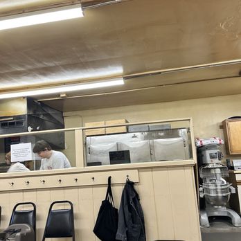 Rubino's Pizza - Inside - Pizza Near Me - Columbus, Ohio