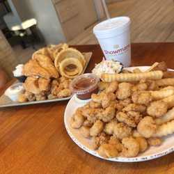 Showmars - FLOUNDER & SHRIMP with onion rings and CALABASH SHRIMP* with french fries