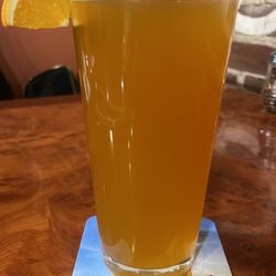3 Guys Pizza & Brew