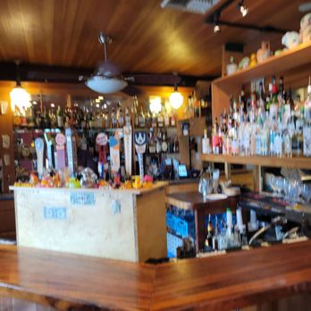 Leaky Roof - Interior - Gastropubs Near Me - Portland, Oregon