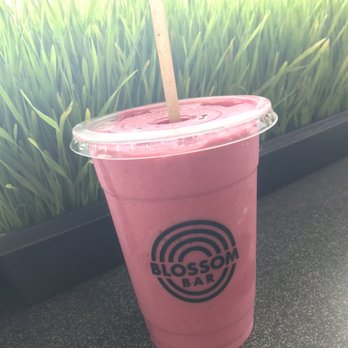Blossom Bar - The Pink Beauty - Juice Bars & Smoothies Near Me - Louisville, Kentucky